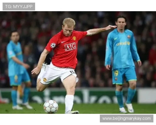 保罗·斯科尔斯:从曼联中场大师到英格兰足球传奇的成长与辉煌