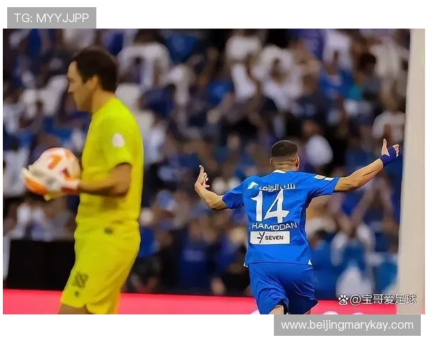 塔什干棉农与迪拜国民的激烈对决展现足球魅力与团队精神