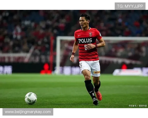 大公松鼠与札幌冈萨多的激烈对决展现足球魅力与团队精神